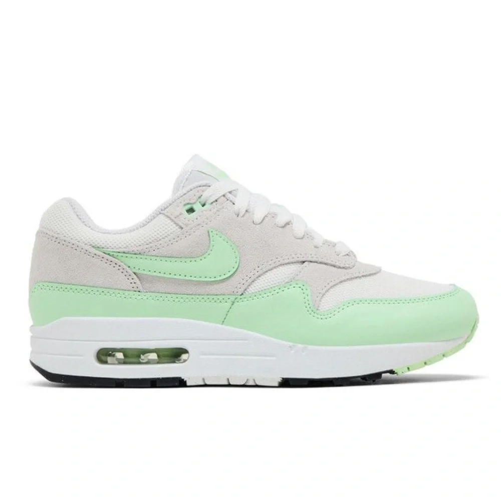 Nike air max 1 Essential vapor green Brand new